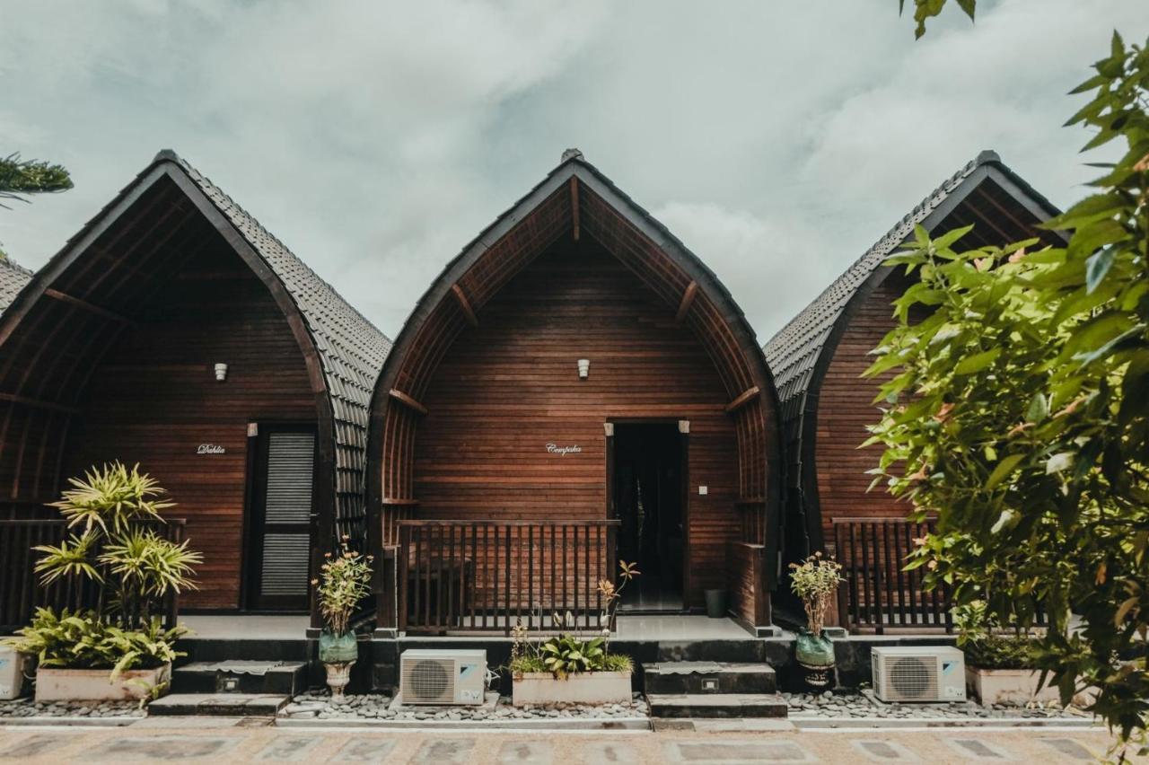 Sekar Arum Riverside Resort In Canggu Tanah Lot Kültér fotó
